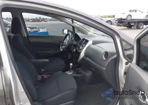 2015 Nissan Versa Note Sv z USA, uszkodzony, nr VIN 3N1CE2CPXFL372866